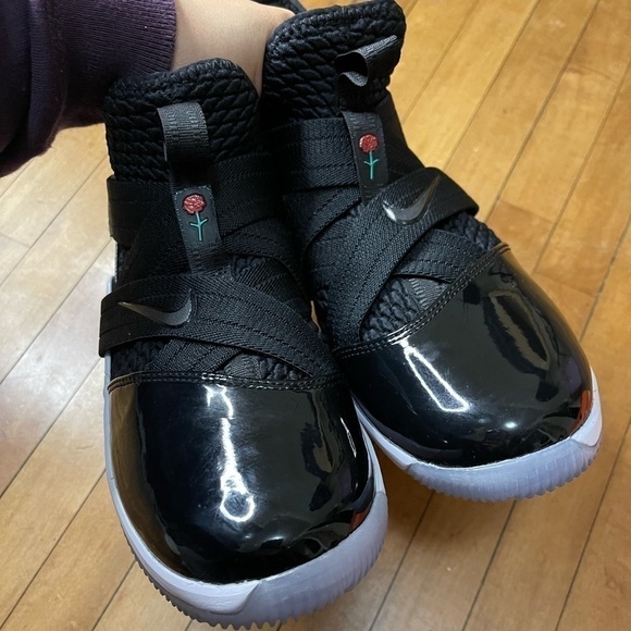 NIKE LEBRON soldier XII sfg - Picture 7 of 12